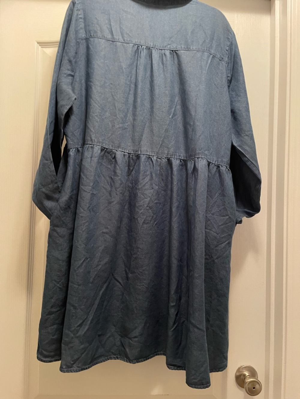 Time and Tru Light Blue Chambray Tunic